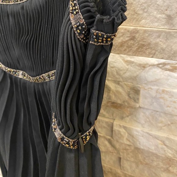 EXPRESS DESIGN STUDIO - Ruffled Silk Top - Size: XS - Picture 5 of 6